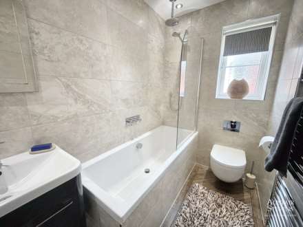 Arlington Close, Royton, Image 15