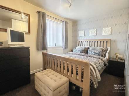 Arlington Close, Royton, Image 9