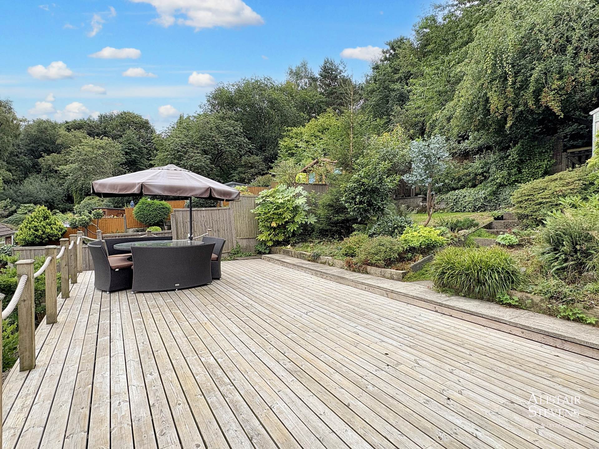 Valley New Road, Royton, Image 19