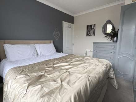 Valley New Road, Royton, Image 11