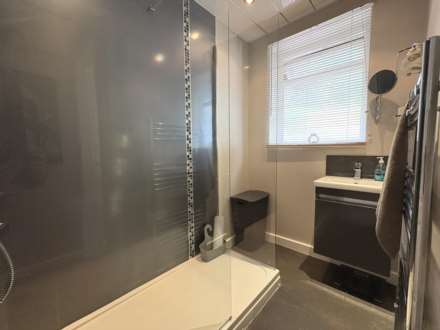 Valley New Road, Royton, Image 13