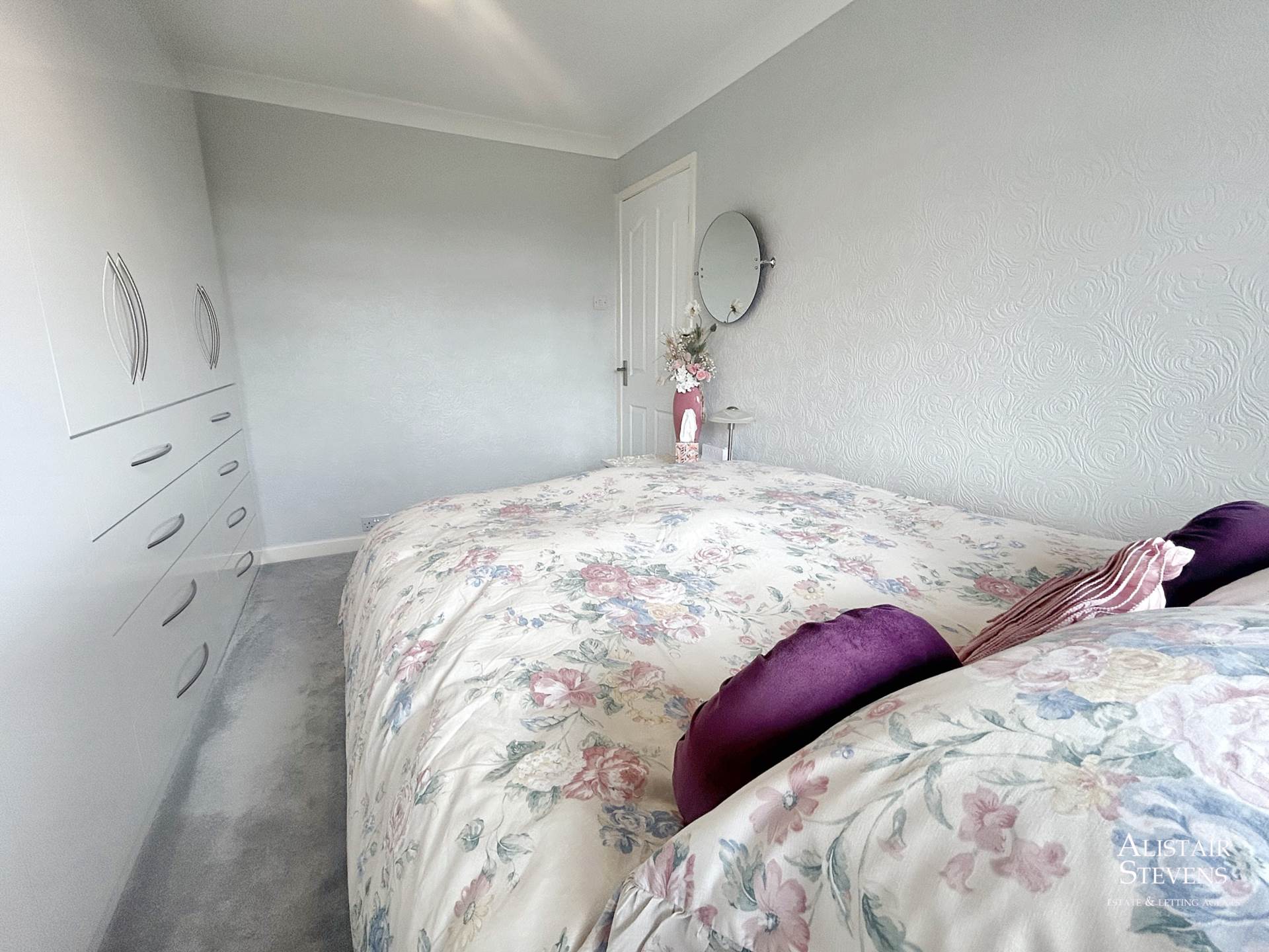 Chiltern Close, High Crompton, Shaw, Image 12