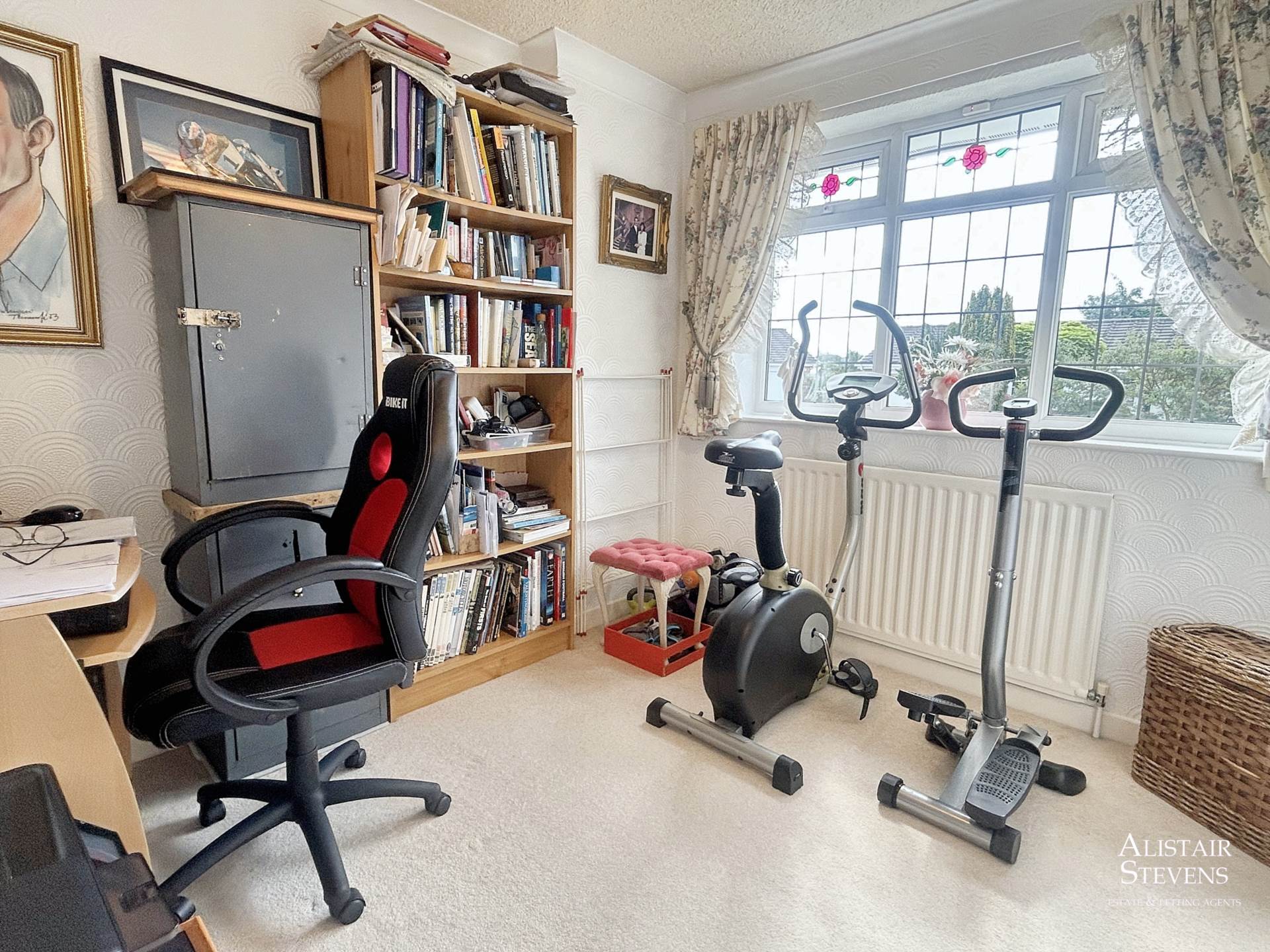 Chiltern Close, High Crompton, Shaw, Image 13