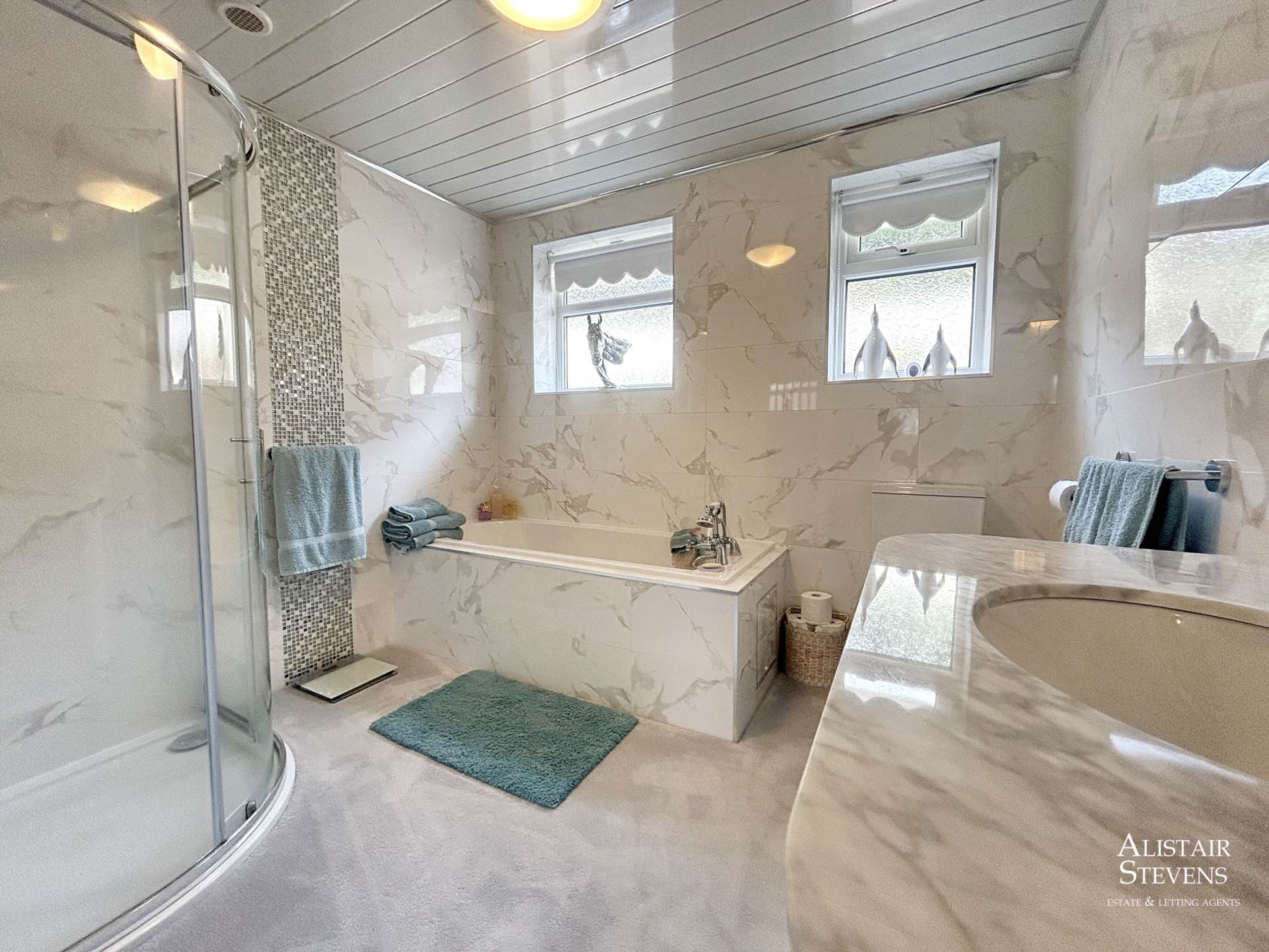 Chiltern Close, High Crompton, Shaw, Image 15