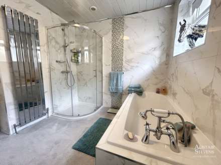 Chiltern Close, High Crompton, Shaw, Image 16