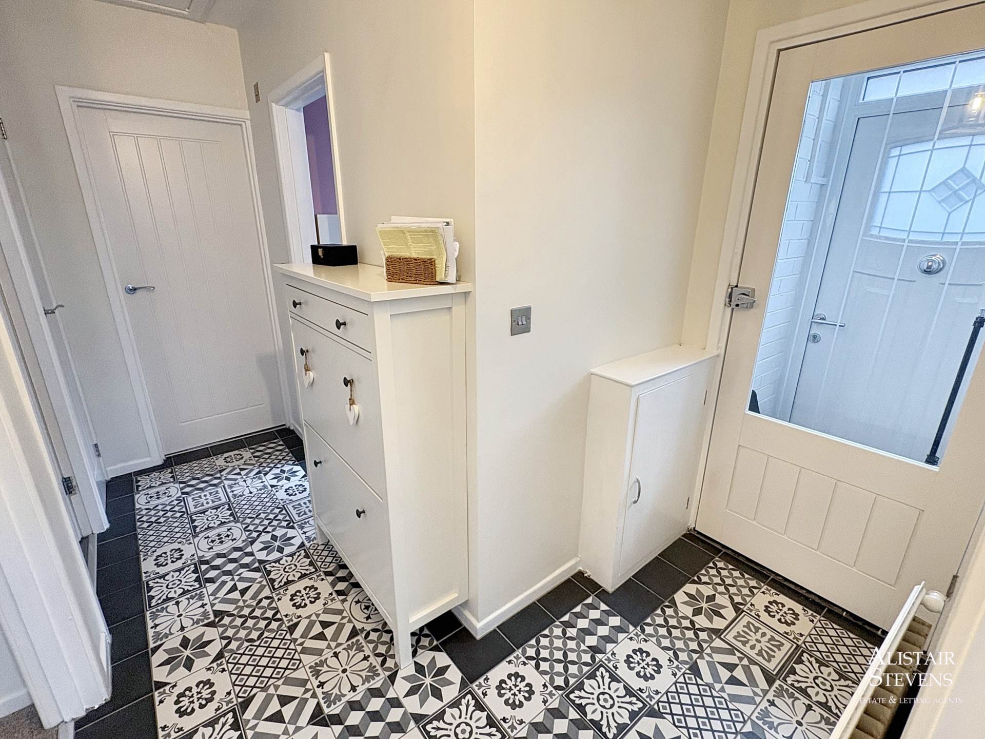 Clifton Crescent, Royton, Oldham, Image 4