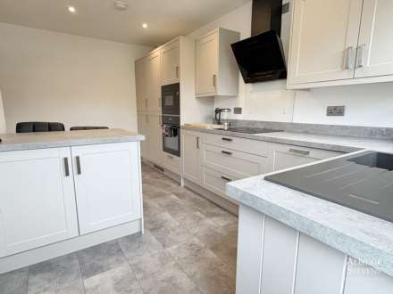 Clifton Crescent, Royton, Oldham, Image 3