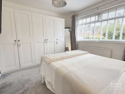 Clifton Crescent, Royton, Oldham, Image 8