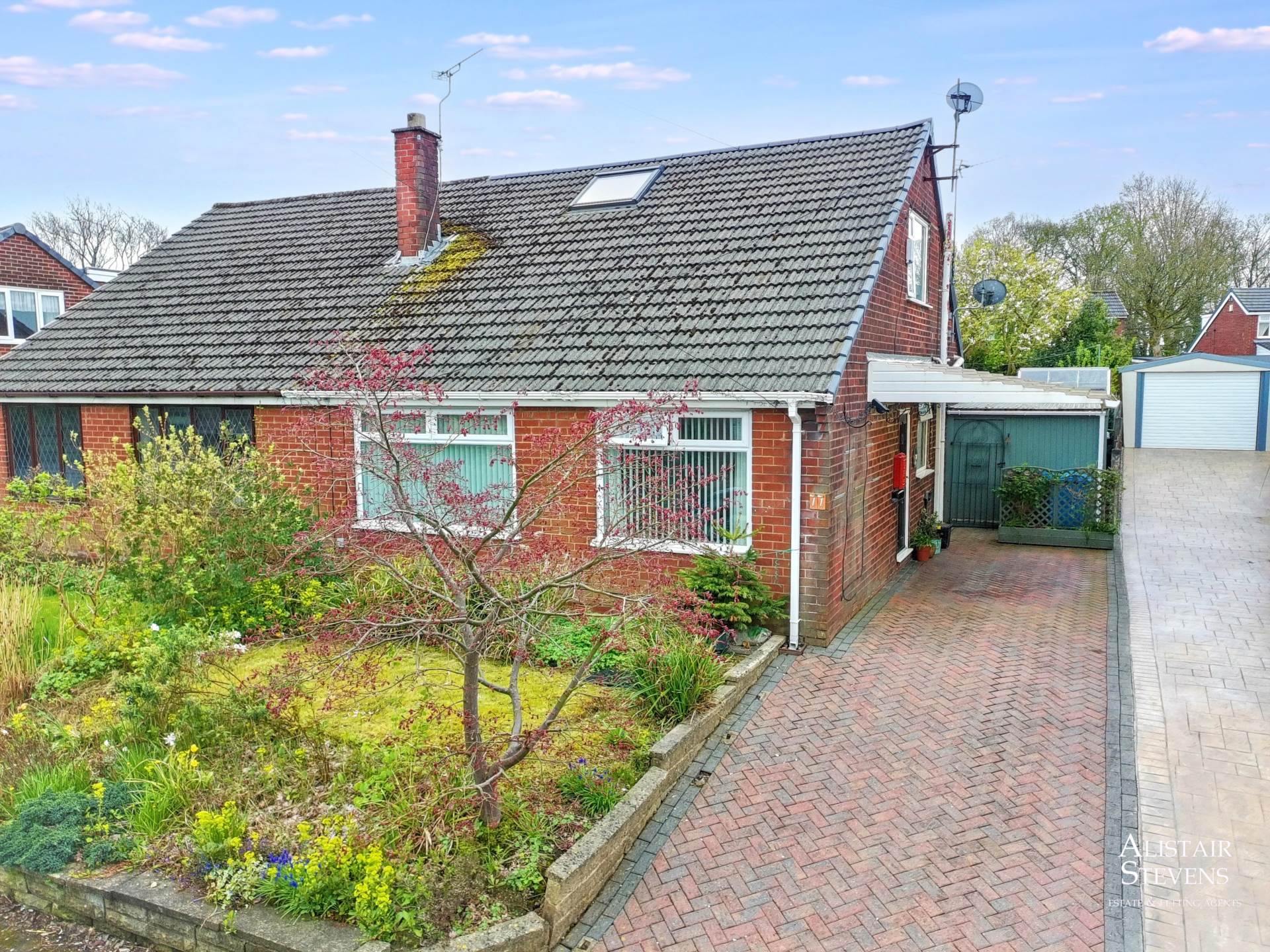 Oozewood Road, Royton, Image 1