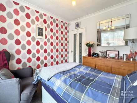 Oozewood Road, Royton, Image 10