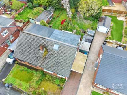 Oozewood Road, Royton, Image 2