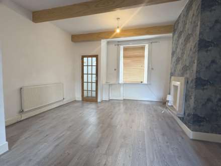 Rochdale Road, Royton, Image 3