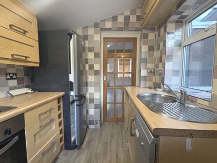 Rochdale Road, Royton, Image 5