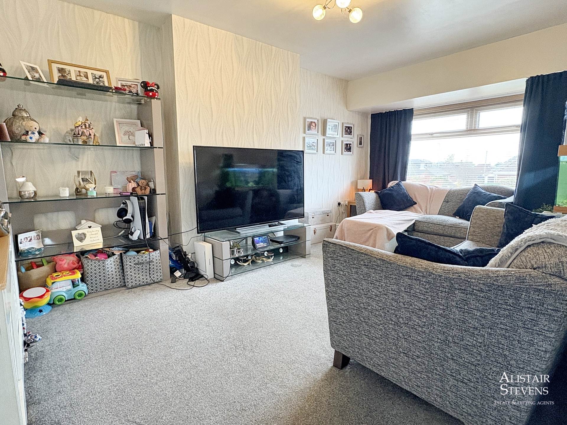 Berkeley Drive, Oldham, Image 2