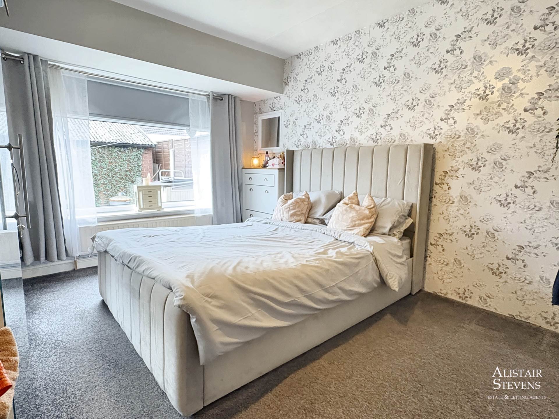 Berkeley Drive, Oldham, Image 7