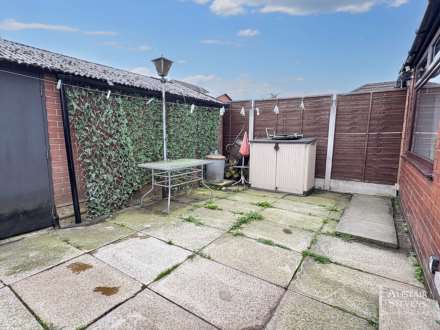 Berkeley Drive, Oldham, Image 14