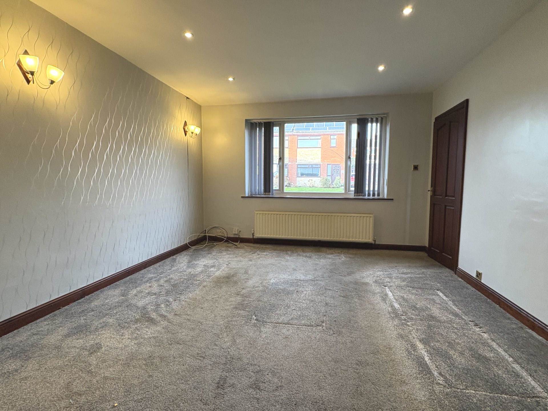 Ash Grove, Royton, Oldham, Image 5