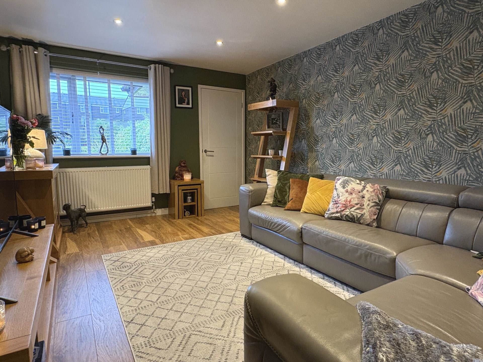 7 Monarch Close, Royton, Image 4