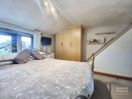 Grains Bar, Oldham, Image 8