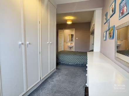 Marlborough Road, Royton, Image 12