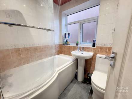 Marlborough Road, Royton, Image 18