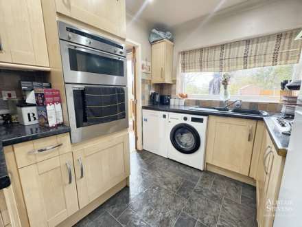 Marlborough Road, Royton, Image 7