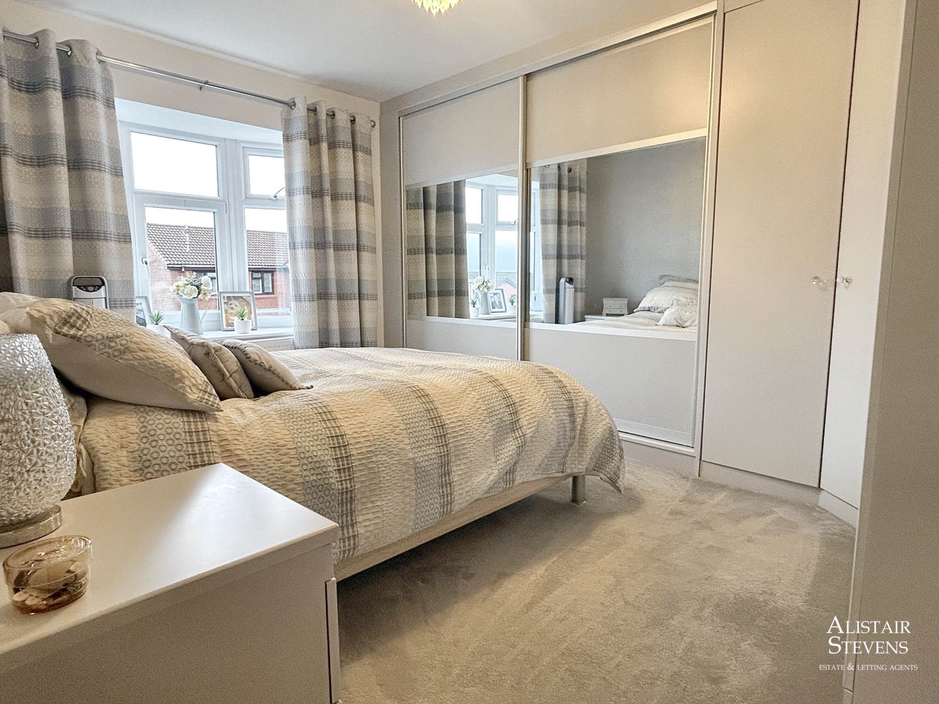 Thornham Lane, Oldham, Image 11