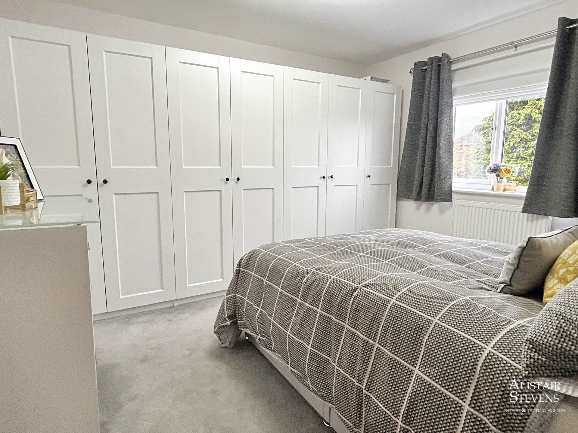 Thornham Lane, Oldham, Image 13