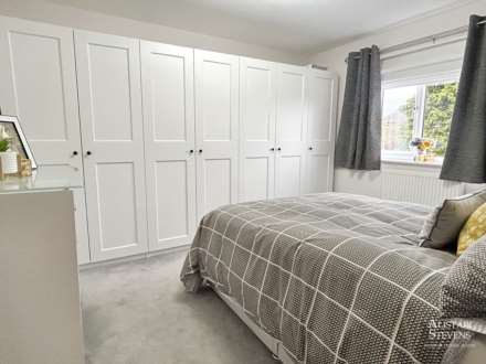 Thornham Lane, Oldham, Image 13