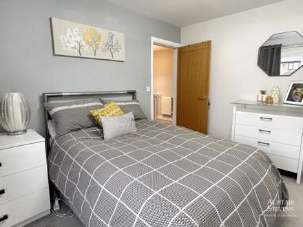 Thornham Lane, Oldham, Image 14