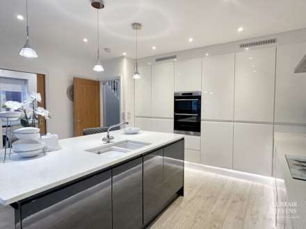 Thornham Lane, Oldham, Image 5