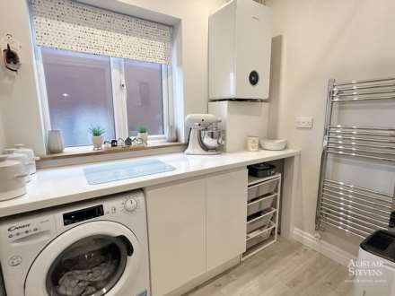 Thornham Lane, Oldham, Image 9