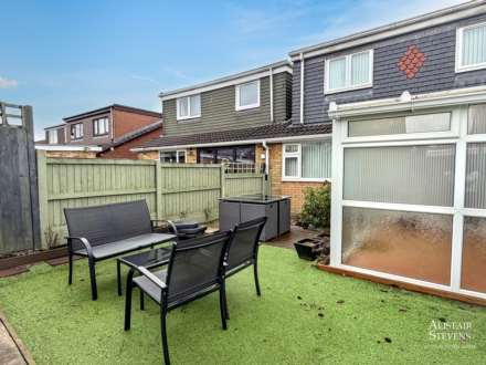 Sherwood Way, Oldham, Image 19