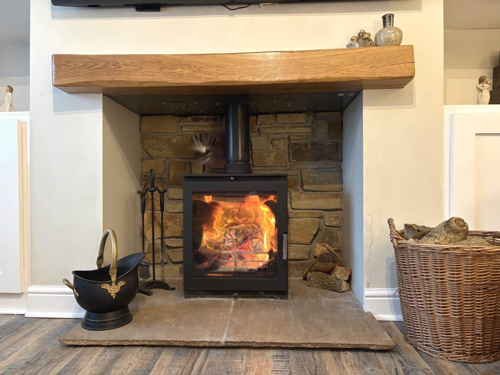 All Saints Close, Royton, Image 4