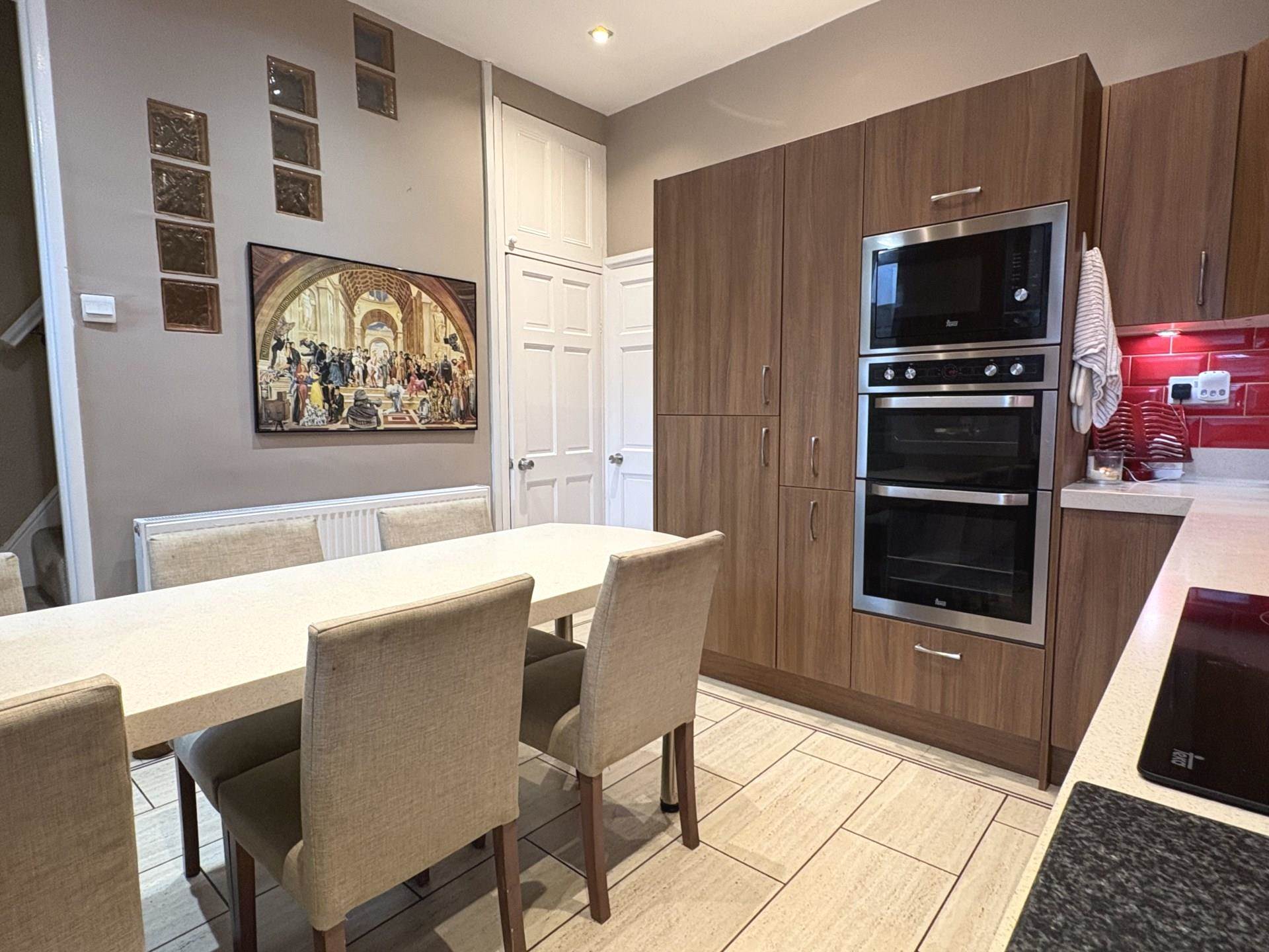 All Saints Close, Royton, Image 6