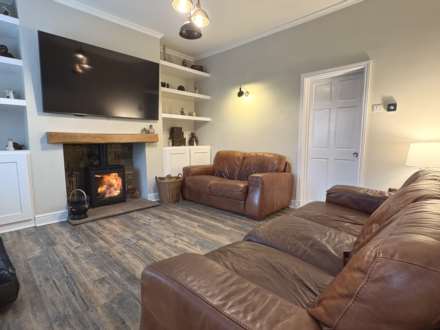 All Saints Close, Royton, Image 2