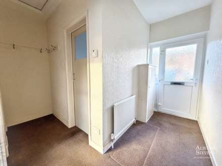 Holly Bank, Royton, Image 2