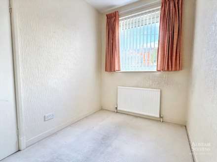 Holly Bank, Royton, Image 9