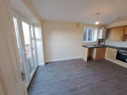 Two Trees Lane, Denton, Image 3