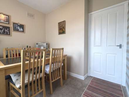 Carlton Way, Royton, Image 8