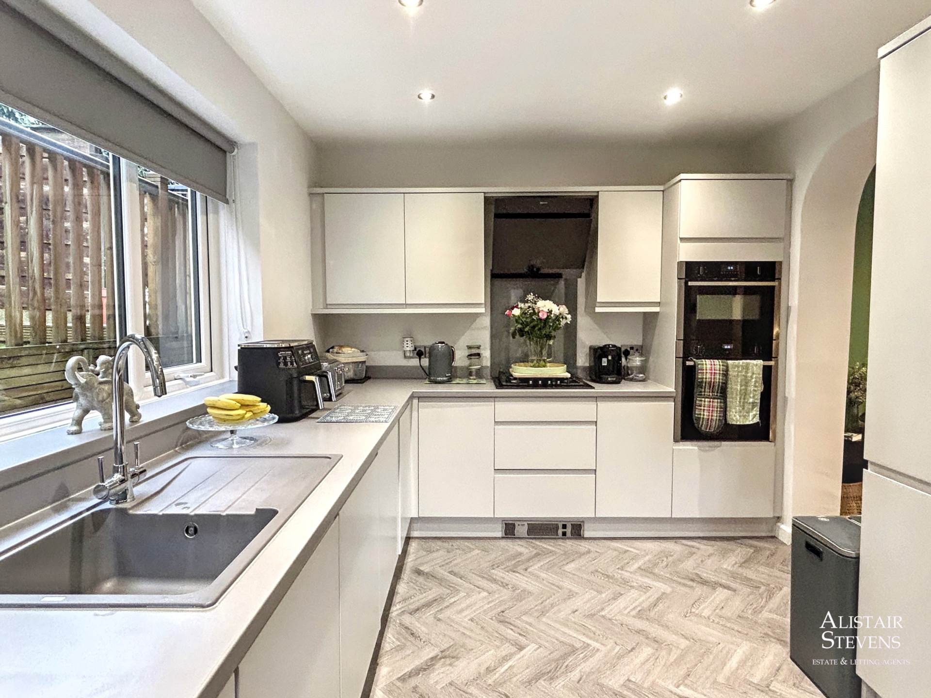 Denbydale Way, Royton, Oldham, Image 6