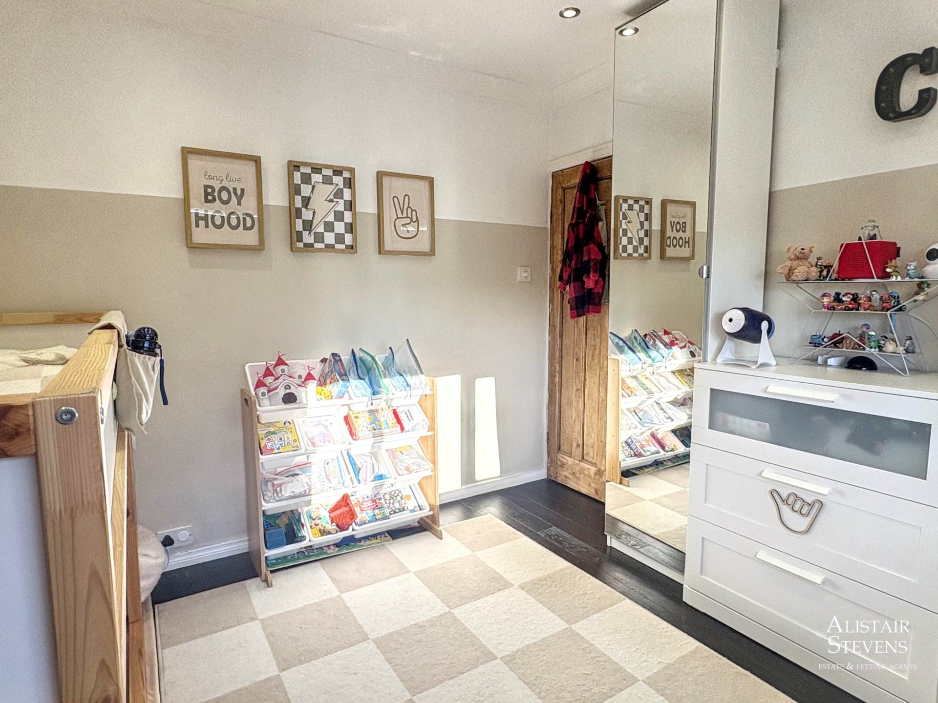 The Avenue, Shaw, Image 17