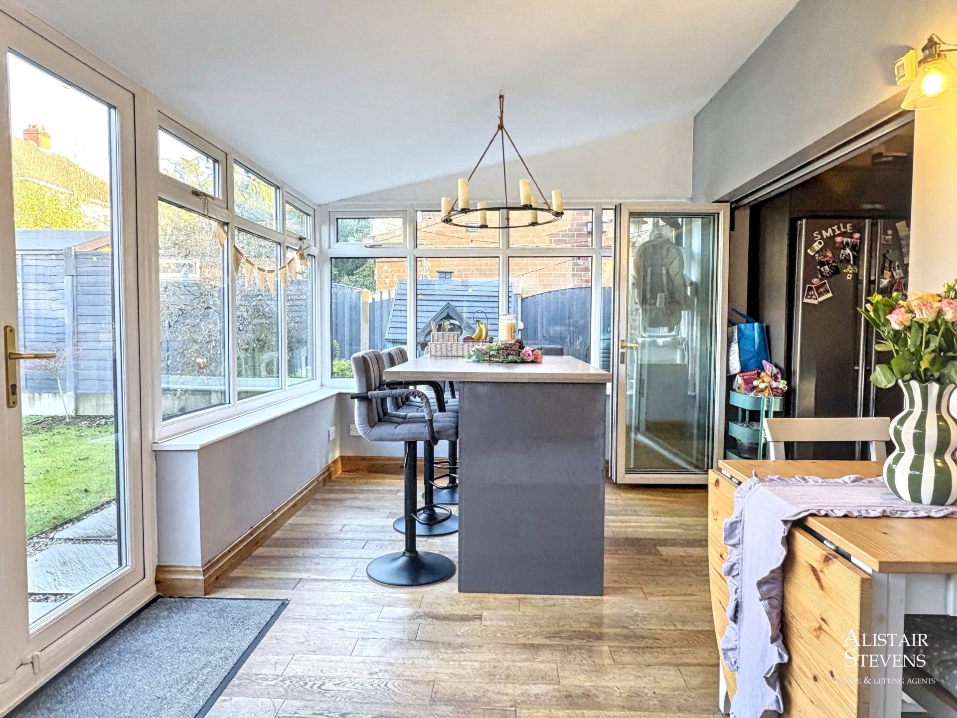 The Avenue, Shaw, Image 3