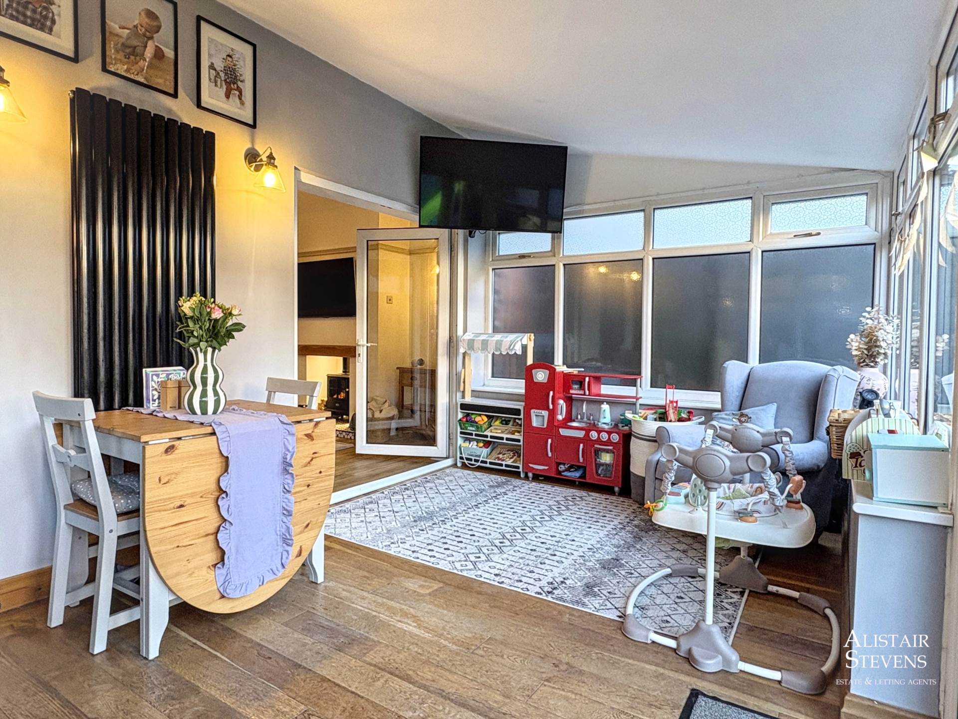 The Avenue, Shaw, Image 9