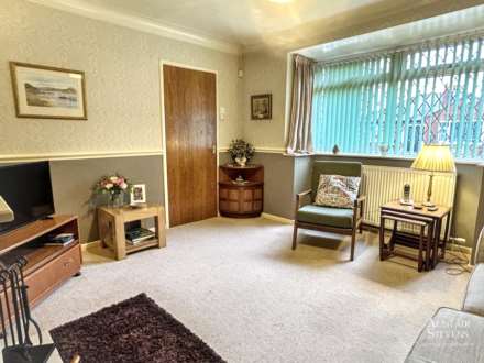 Edge Hill Avenue, Royton, Image 2