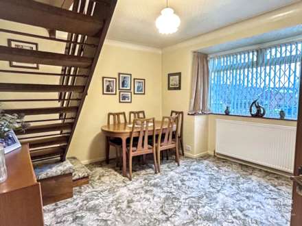 Edge Hill Avenue, Royton, Image 3