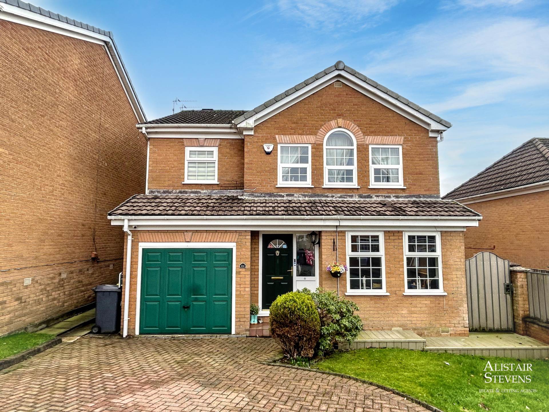 Highfield Drive, Royton, Image 1