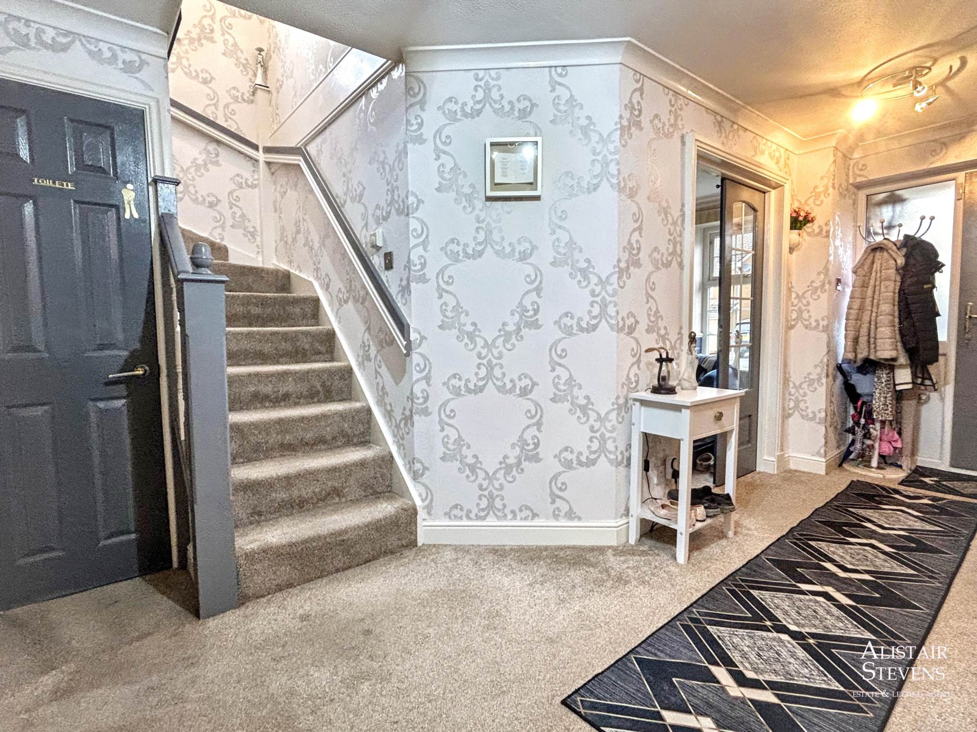 Highfield Drive, Royton, Image 2