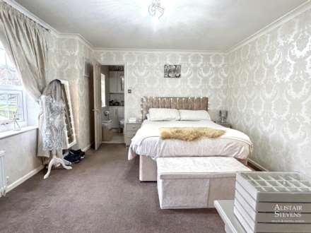 Highfield Drive, Royton, Image 14