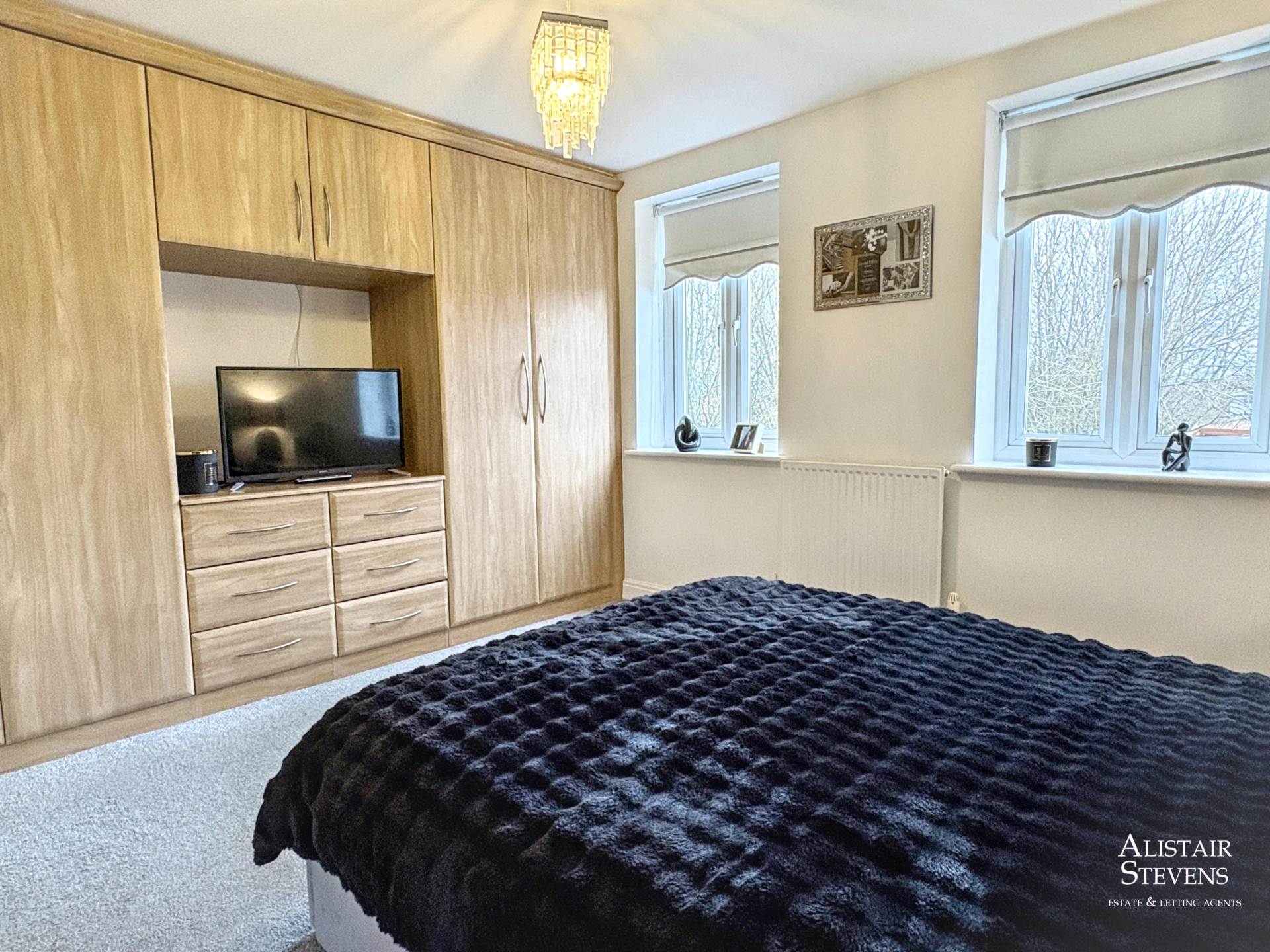 Windmill Close, Royton, Image 10